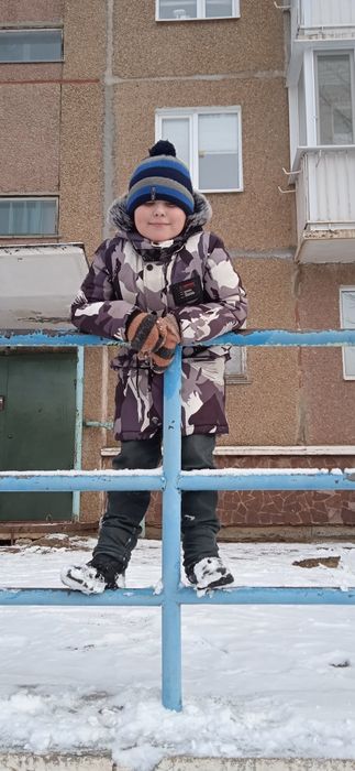 Отдам зимнюю куртку