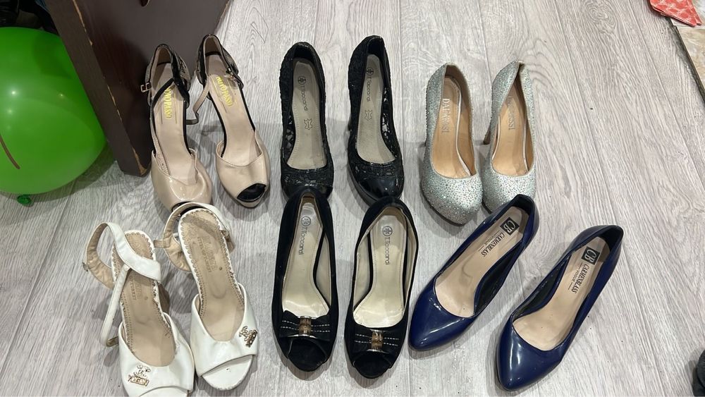 Пакет женской обуви