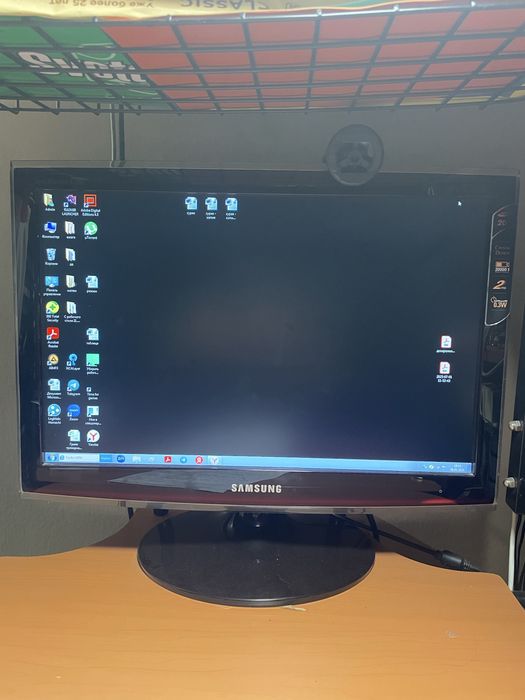 Компьютер вместо со столом