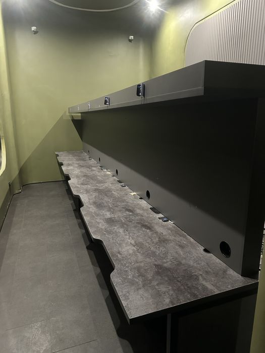 Продам столы для компьютера