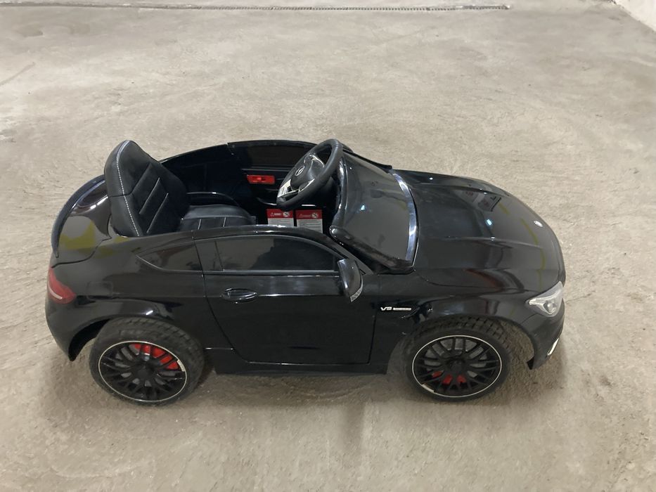 Детска акумулаторна кола мерцедес