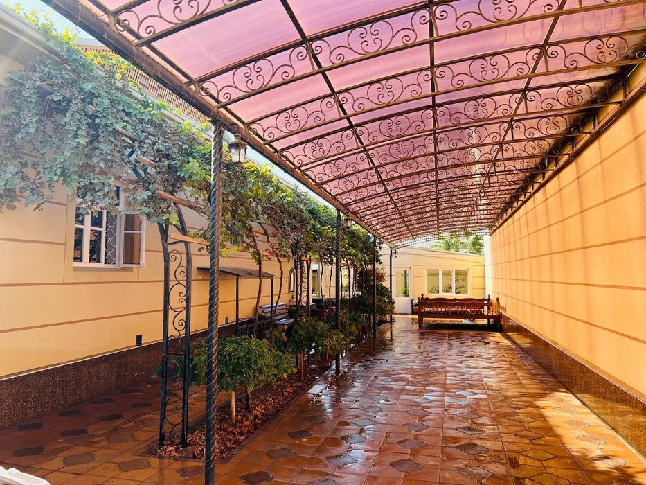 Termiz sh xovli uy sotiladi