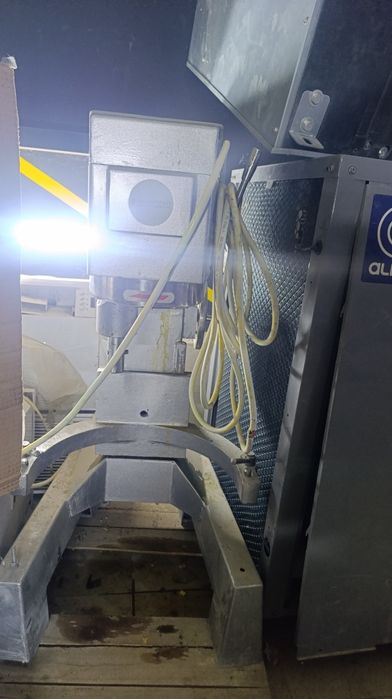 Продам холодильник и кондиционер