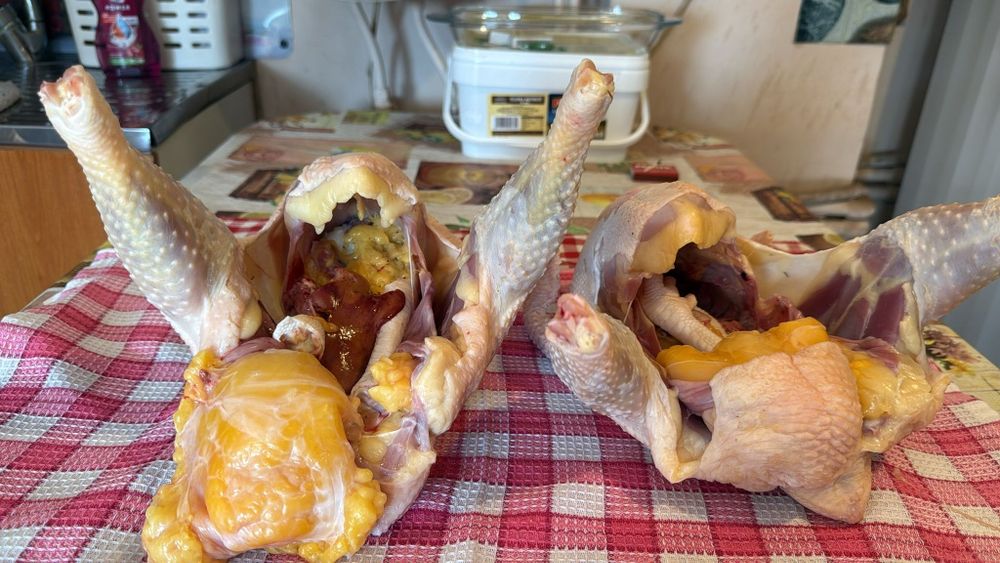 Vand găini de casă tăiate