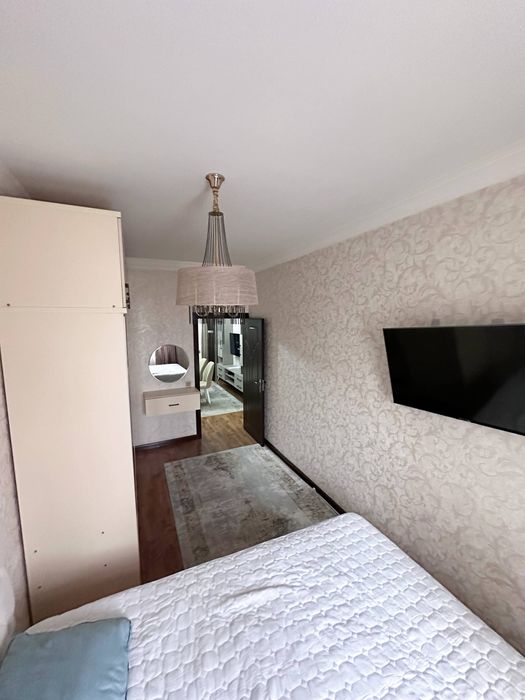 СВОЯ Чиланзар 2-кв, 2 комната, Евроремонт, с мебелю и техникой