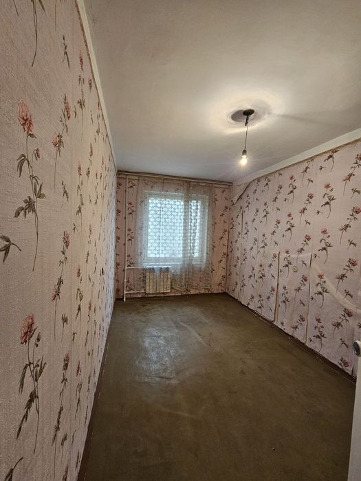 Kvartira sotiladi sogdiana