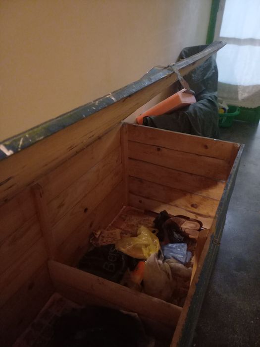 Vand ladă din lemn masiv