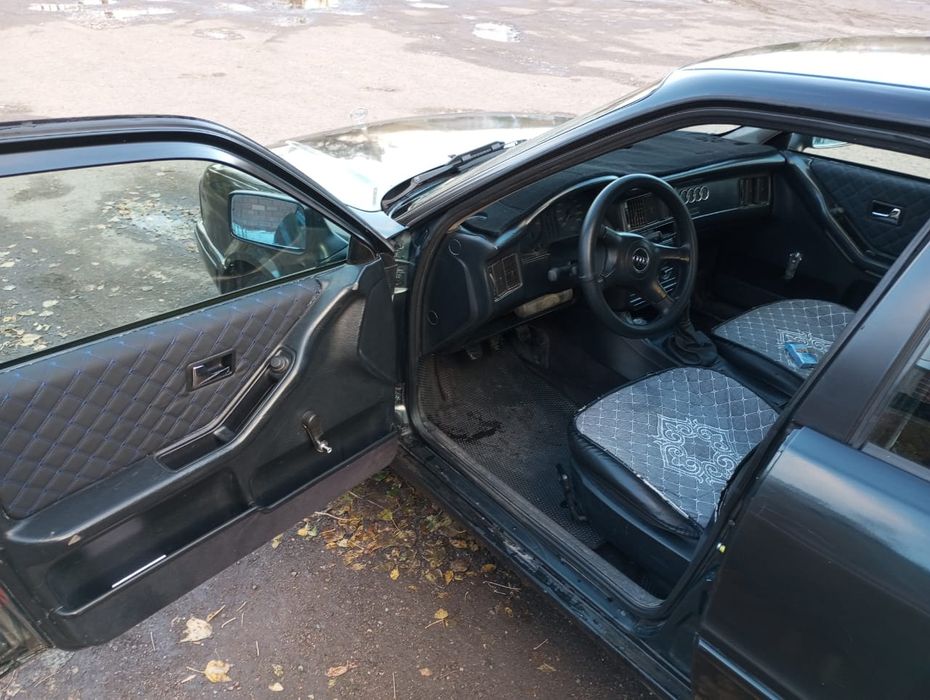 Продам машину Ауди Б4