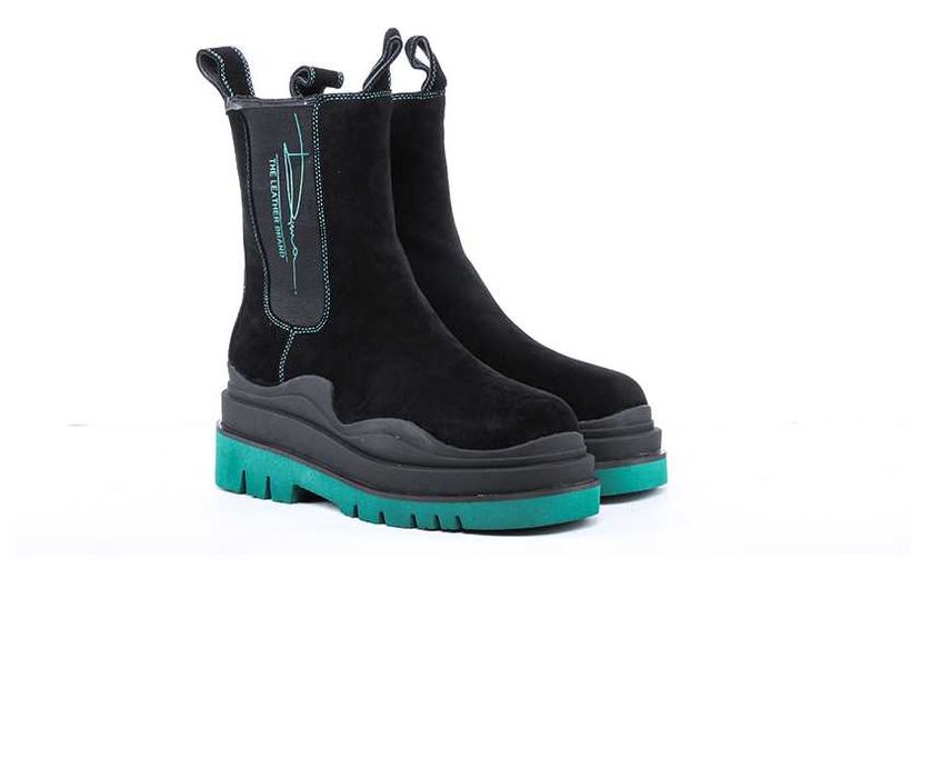 Дамски боти от ест.велур в черно и зелено