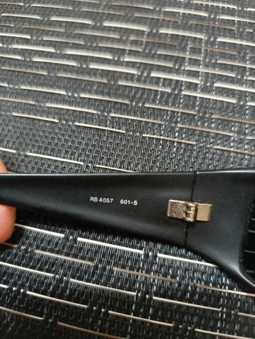 Оригинални мъжки очила Ray-Ban RB 4057