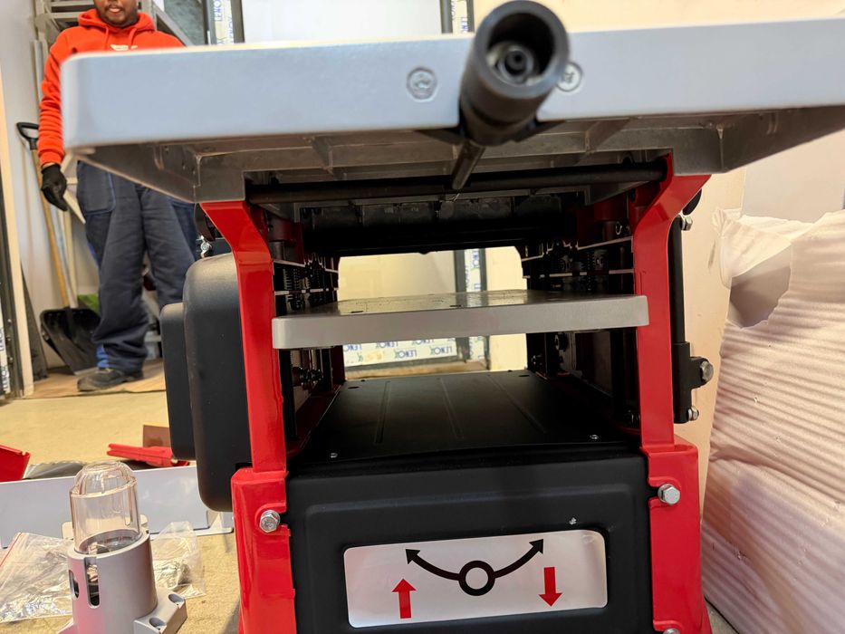 Абрихт Щрайхмус -Машина Дървообрабoтваща Мултифун. 2200W  RDP-CWM01