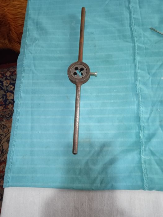 Върток с плашка М 12 стандартна