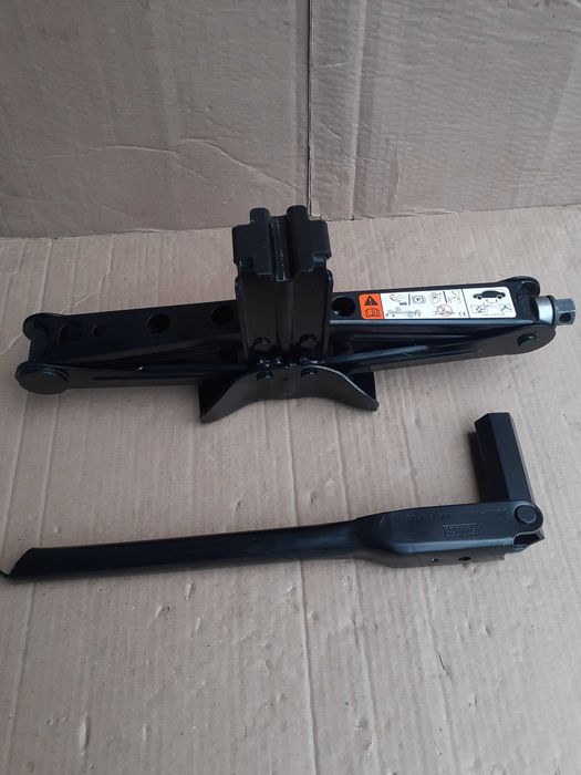 Cric,cheie de roti FORD Kuga, Edge, Puma