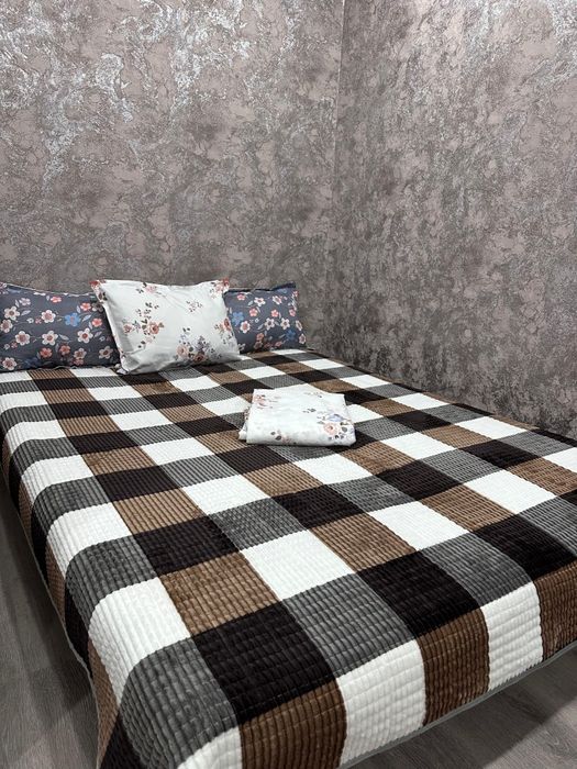 Сдам 1,5 Евролюкс Площадь РЕСПУБЛИКИ