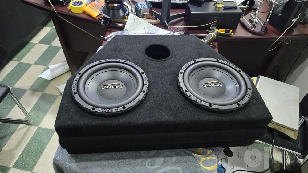 HERTZ hx 250 2x450w rsm 2 саба в проэктном корпусе в полу