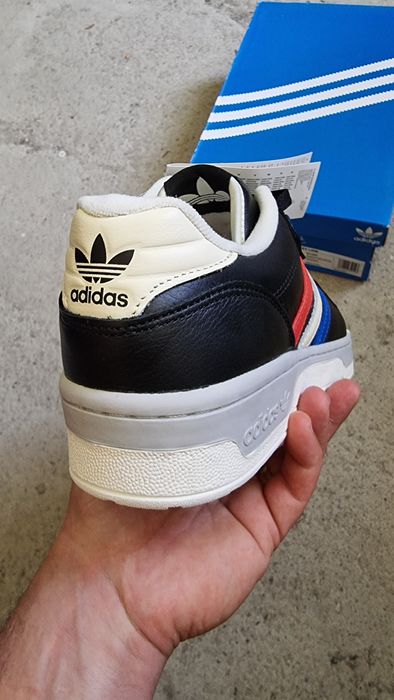 Adidas Rivalry low