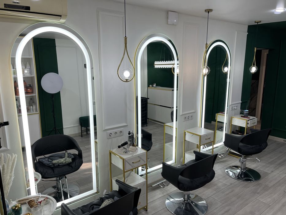 Сдается парикмахерское  место