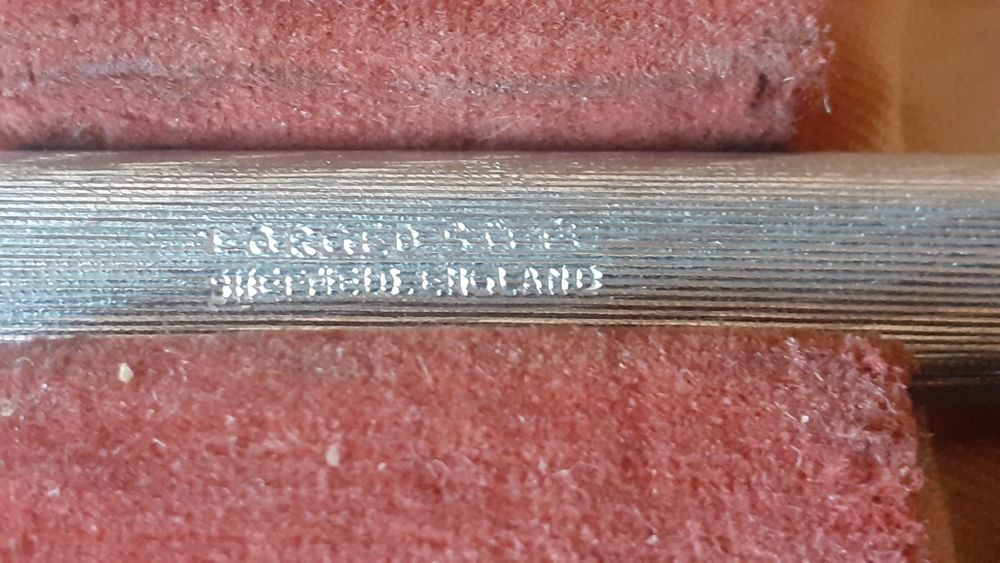 Стари английски прибори за барбекю(скара)