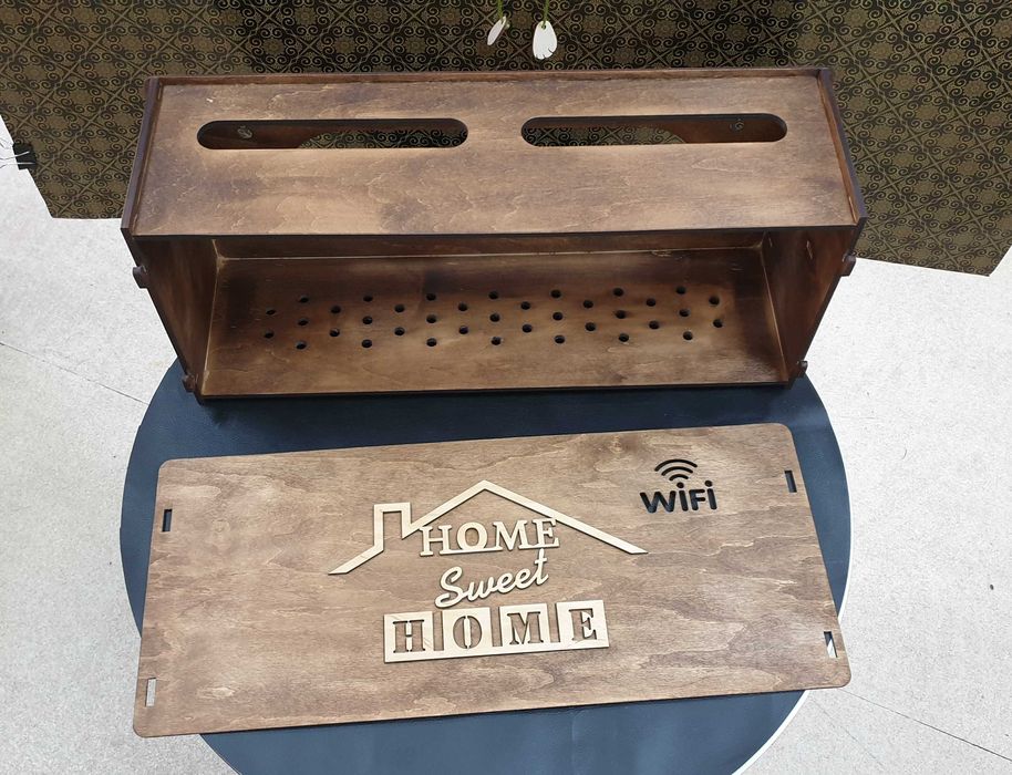 Декоративная полка для WiFi роутера.