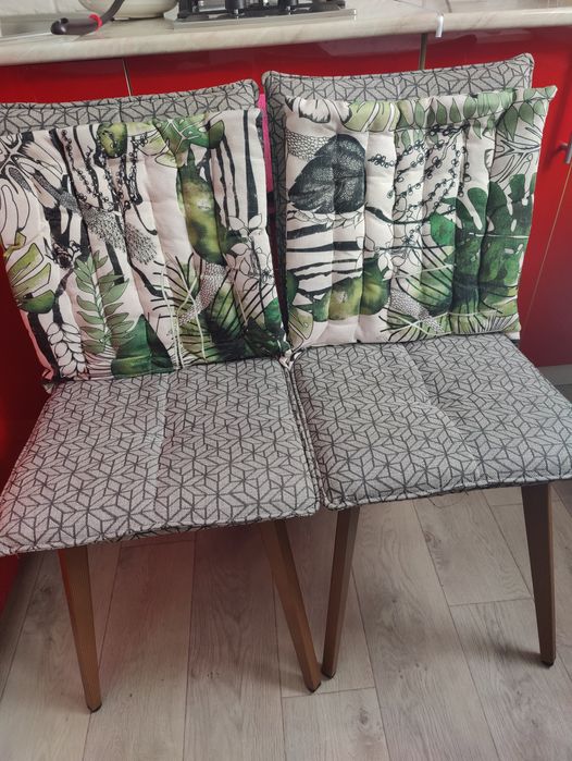 Продам кухонные стулья 2 шт.