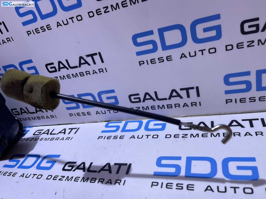 Broasca Incuietoare Usa Portiera Stanga Spate Mercedes W203 Clasa C Class 2001 - 2007 Cod 2037300135 [D0582]