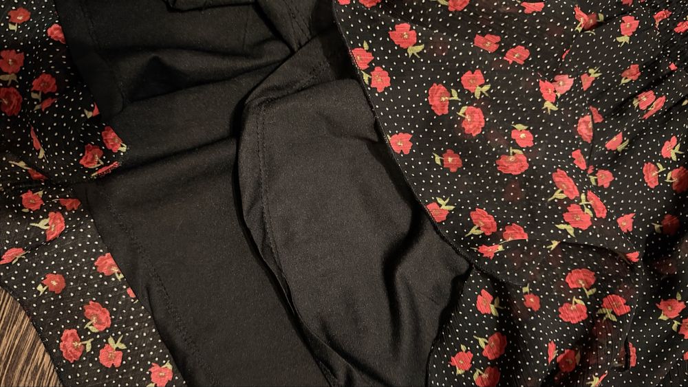 Платье Zara цветочное
