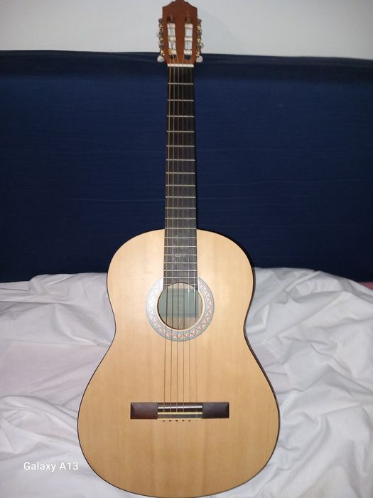 Куха китара "Ямаха"