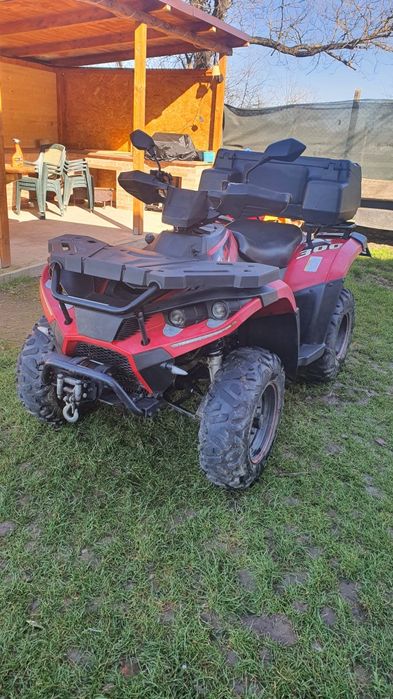 Vând ATV Linhai 300 4x4