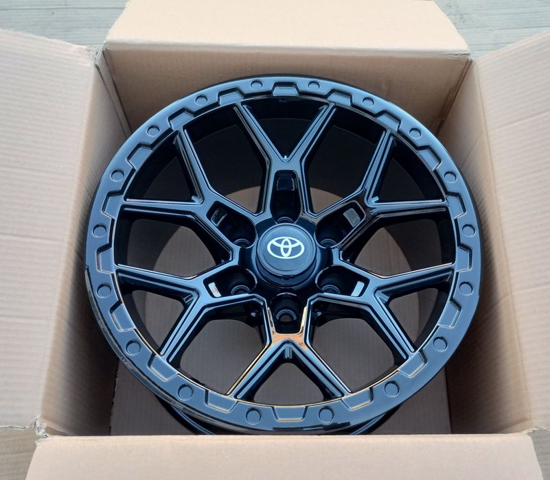 Jante 17 Toyota Hilux Land Cruiser 6 x 139.7 și Et -12