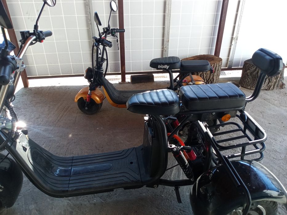 Vând scuter electric
