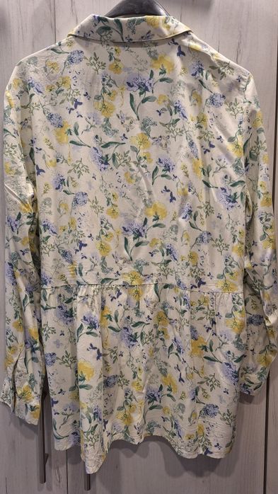 Продавам дамска блуза