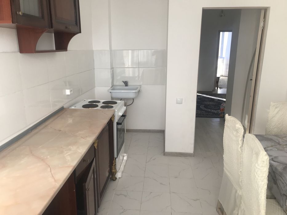 Кухонный мебель б.у гарнитура