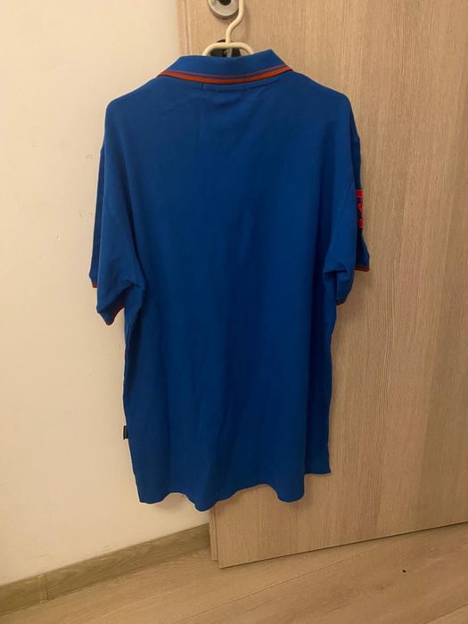 Tricou USPA,Nepurtat