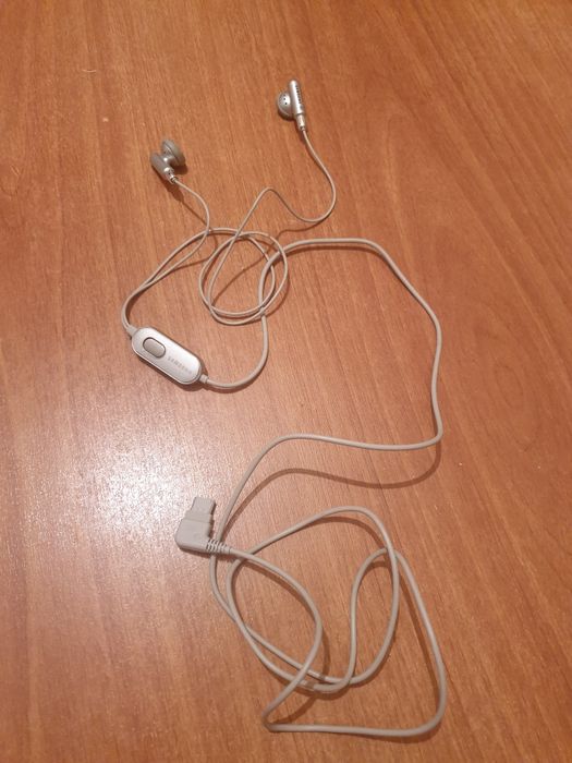 Продам отличнае наушники