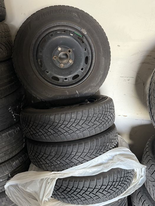 Jante tabla + Cauciucuri iarnă 175 70 / R14  / Dot 2023