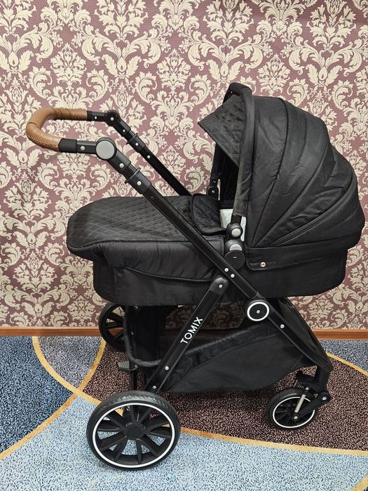 TOMIX"Aura" 2 в 1 . Продам коляску