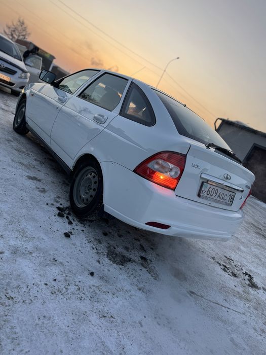 Продам приору родной окрасе