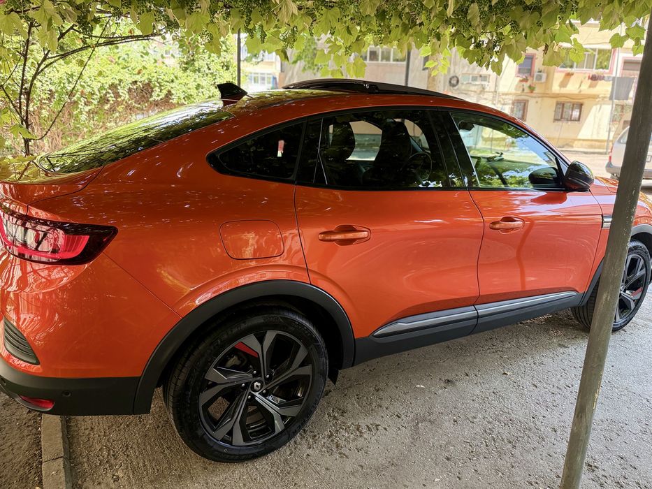 Renault Arkana RS Line E-tech 145