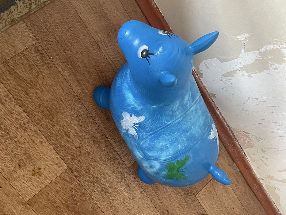 ослик резиновый б/у