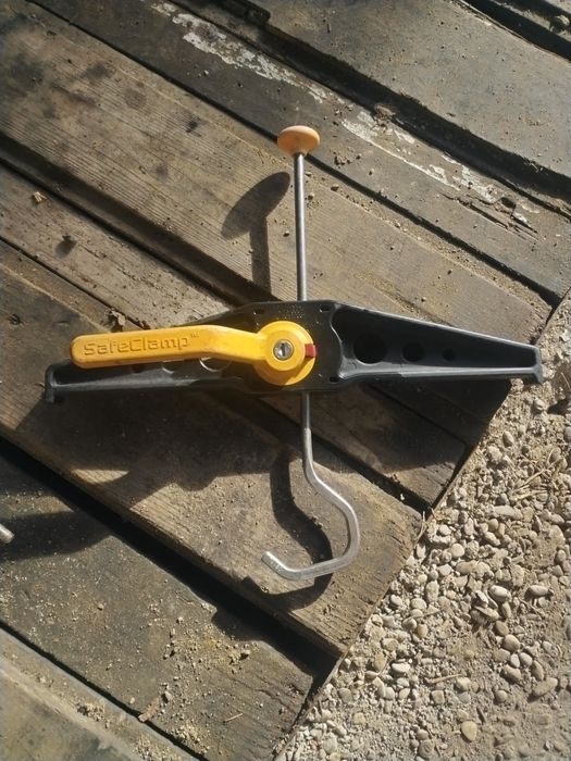 Suport Clema de prins scara pe plafonul mașinii