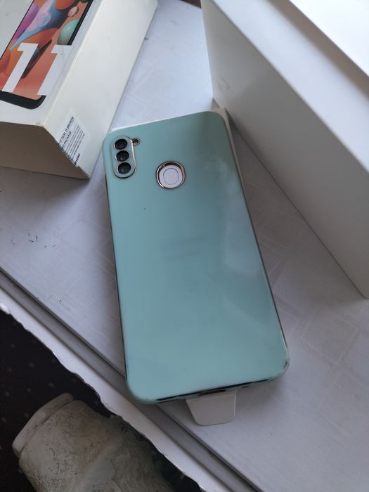 Самсунг А11 почти янги