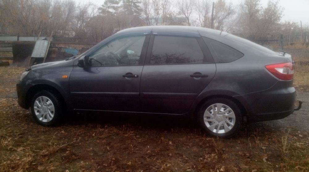 Lada Granta liftback