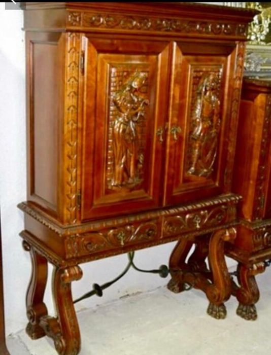 Vand urgent Mobila Renasterea Spaniola NEGOCIABIL