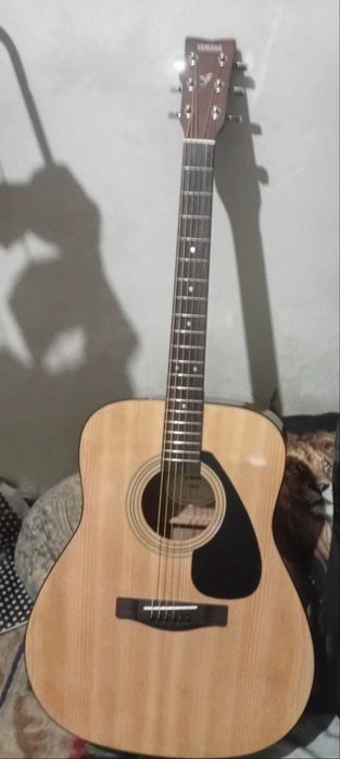 продам гитару f310