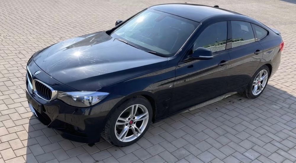 Dezmembrez BMW 318d 320d GT F34 M-Pack,Navi,Automat,Recaro piele incalzit ,volan M,plafon M,jante M Culoare Black-Sapphire METALLIC (475)