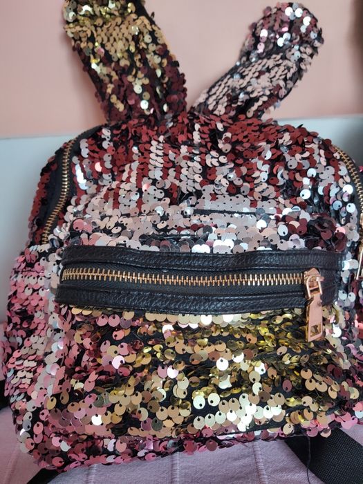 Раничка - 2 бр. С паети. Като нови.