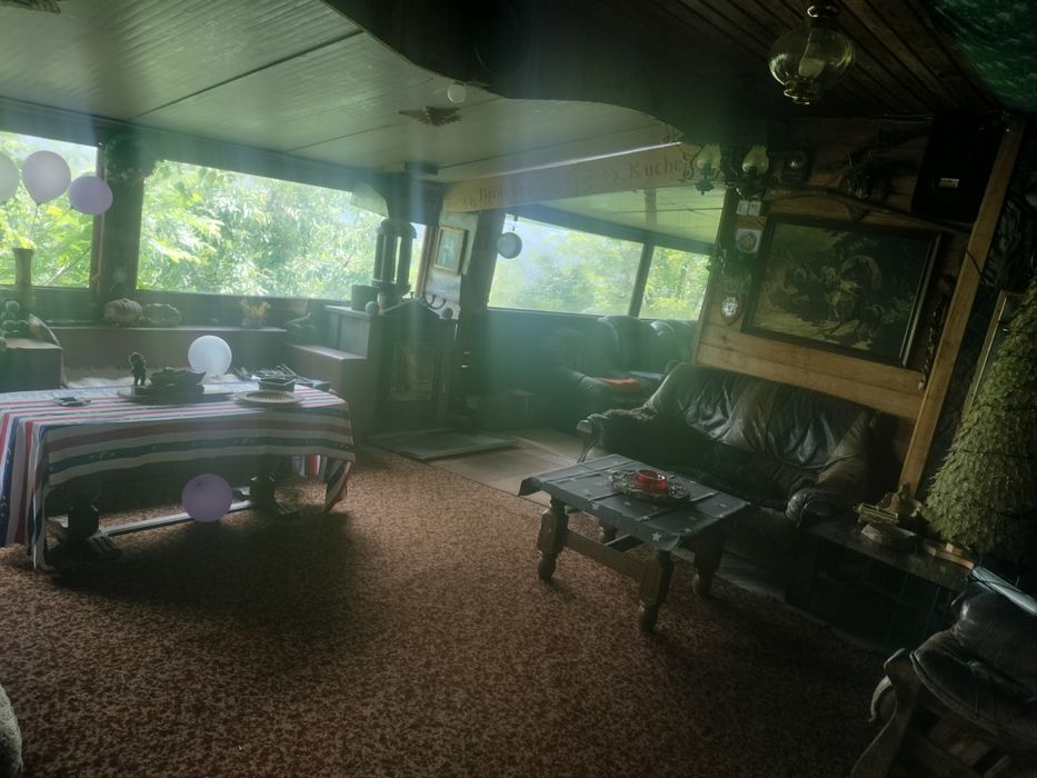 Închiriez locație 16 locuri cazare ptr evenimente,