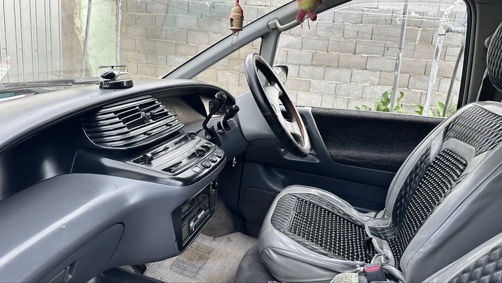 Toyota Estima сатылады