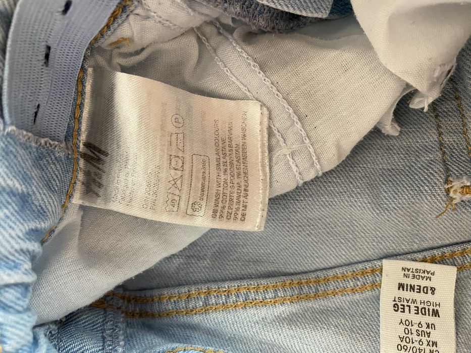 Pantaloni H&M marimea 140