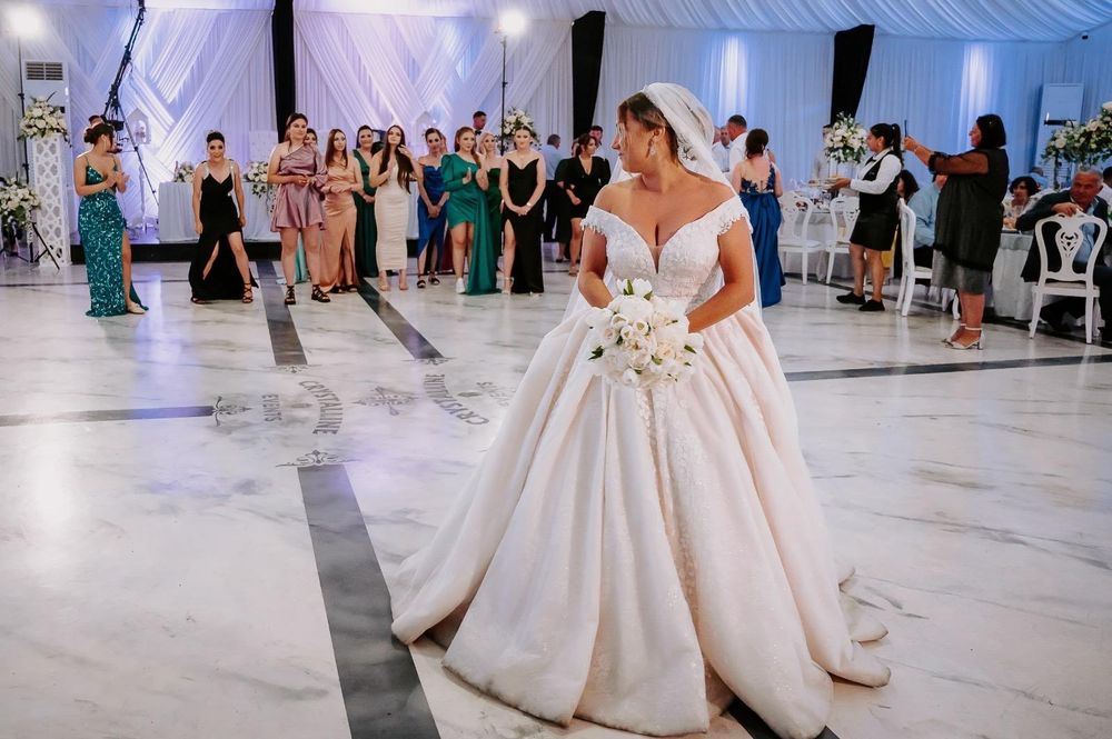 Vând rochie de mireasa